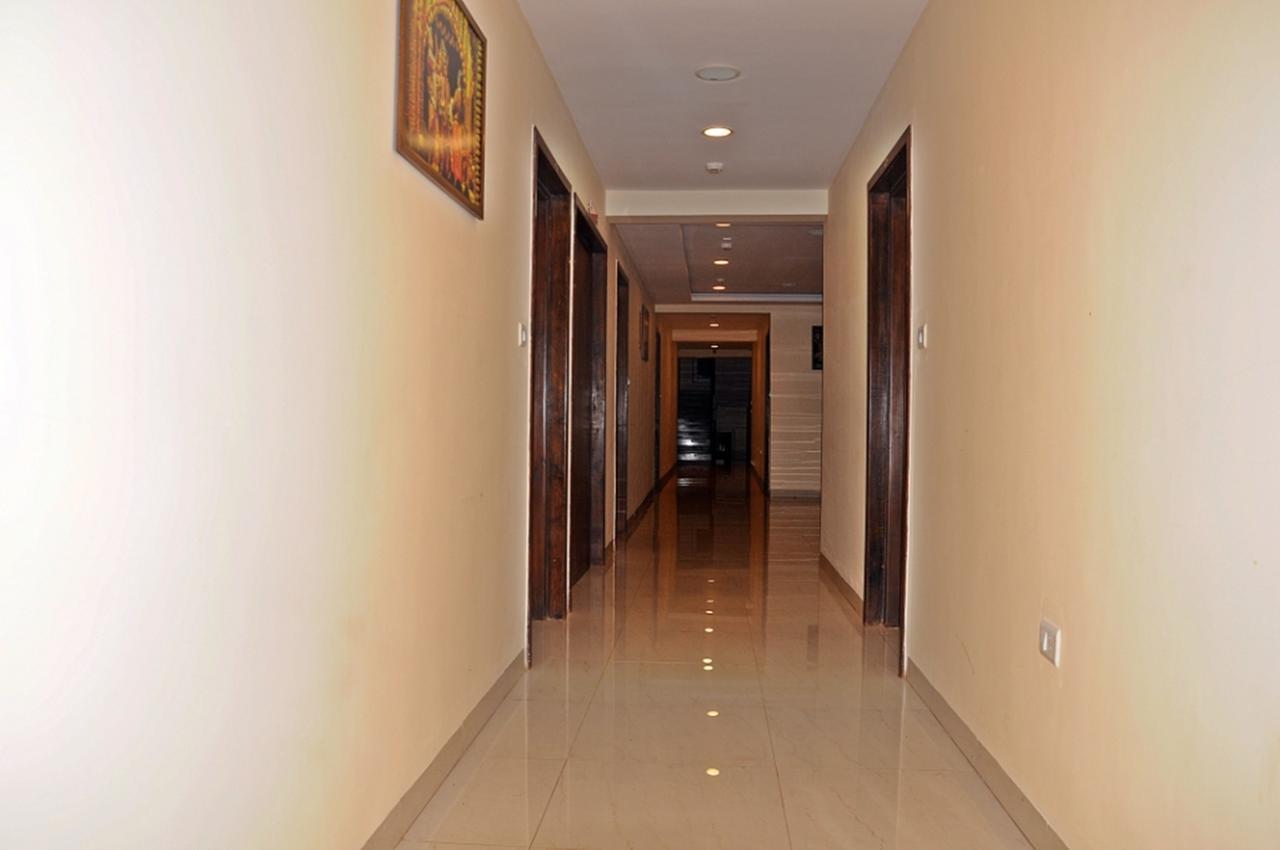Hotel Mookambika Palace Kolluru Exterior foto